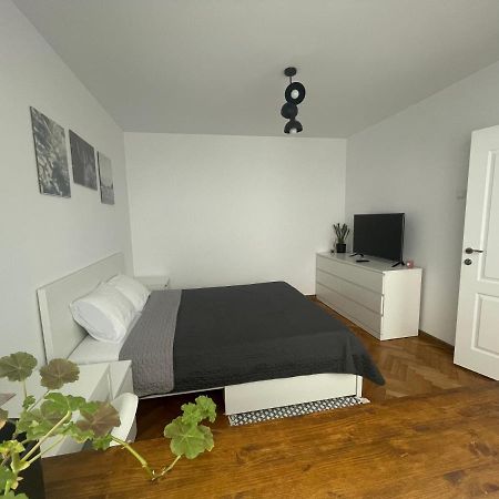Apartament De Lux Semicentral Jassy Zewnętrze zdjęcie